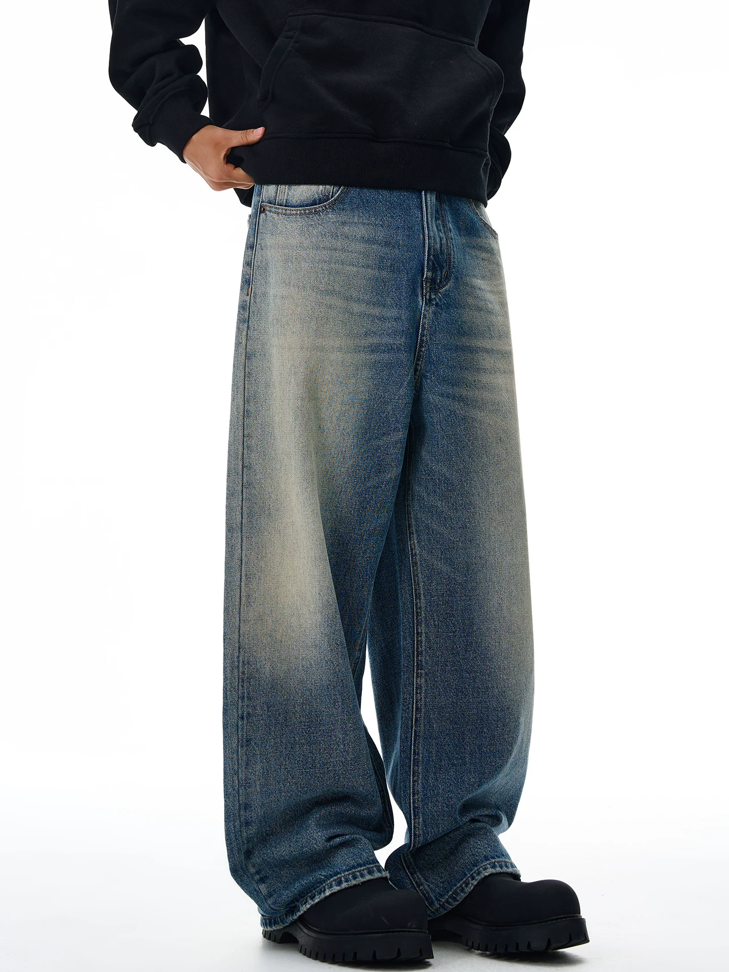 Quần jeans nam OMZM màu xanh retro, giặt mài, mùa đông 2025, kiểu dáng mới, ôm vừa vặn, ống rộng, dài chạm sàn, phong cách thường ngày