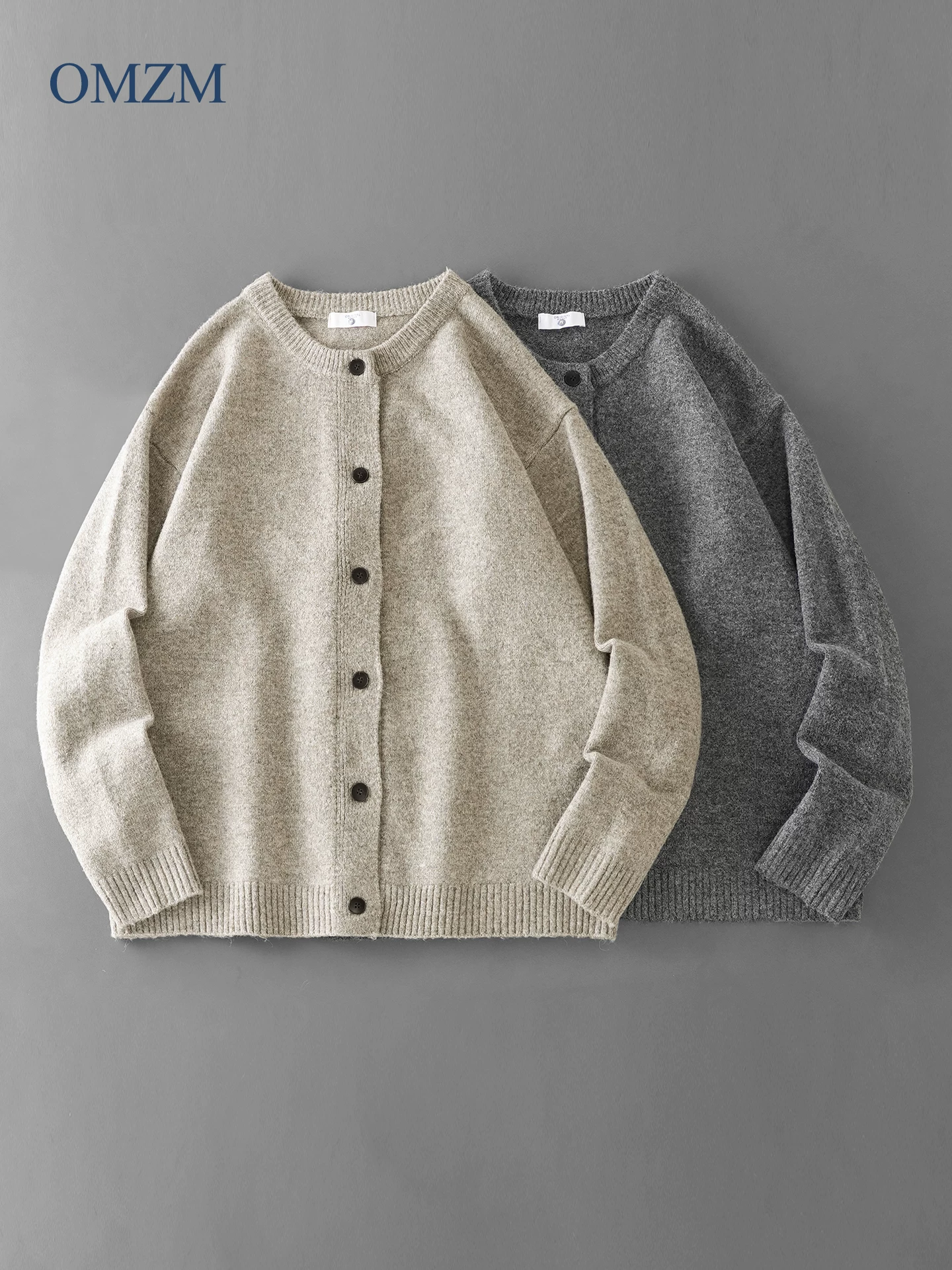 Áo cardigan len cừu phong cách tiền cổ OMZM dành cho nam, áo len dáng rộng cổ trễ vai mùa đông, áo khoác màu trơn phong cách lười biếng
