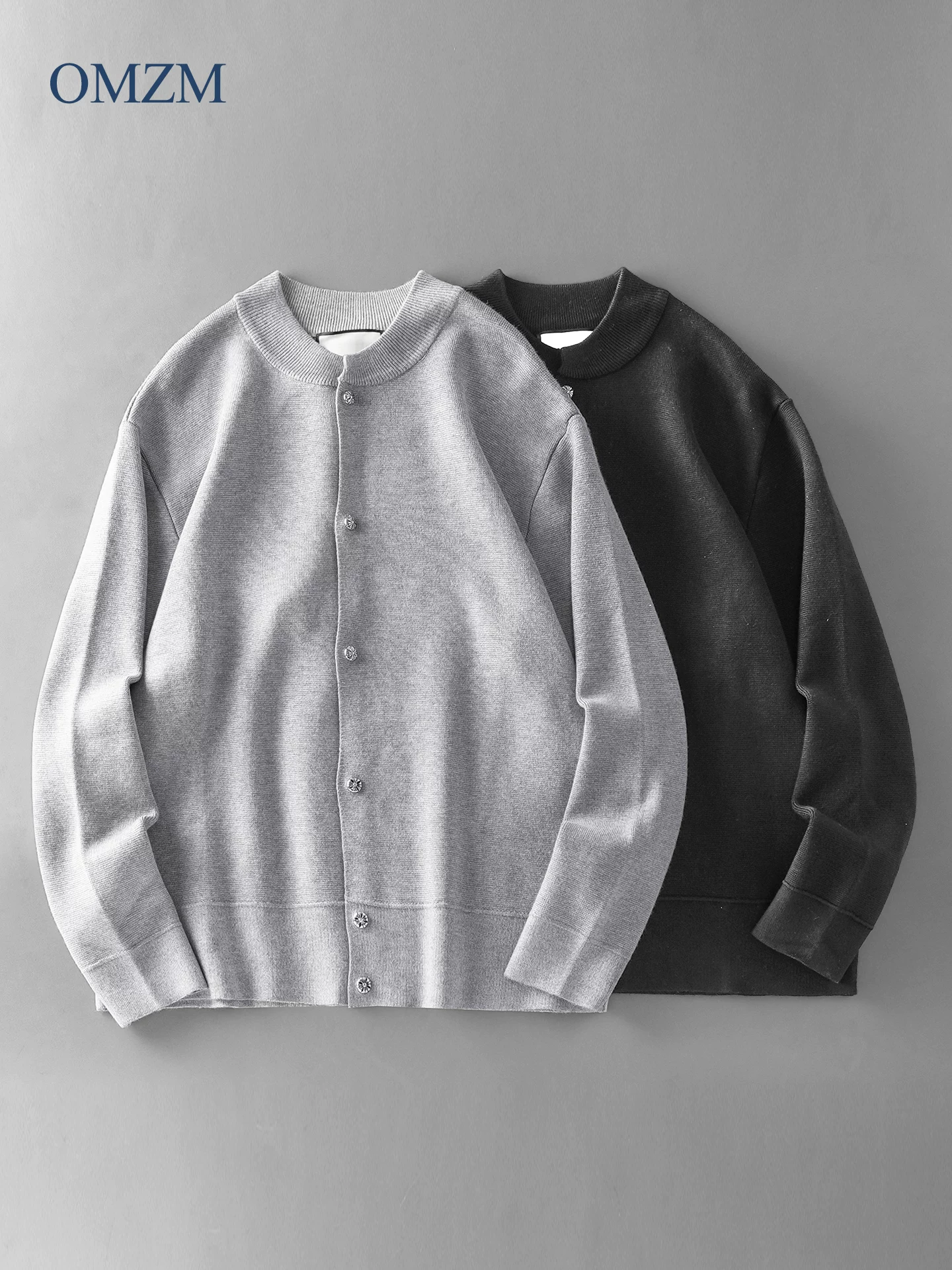 Áo cardigan nam cổ bóng chày kiểu tiền cổ điển OMZM, chất liệu len dệt kim, dáng rộng, phong cách Mỹ, mùa thu, màu trơn, tay áo trễ vai
