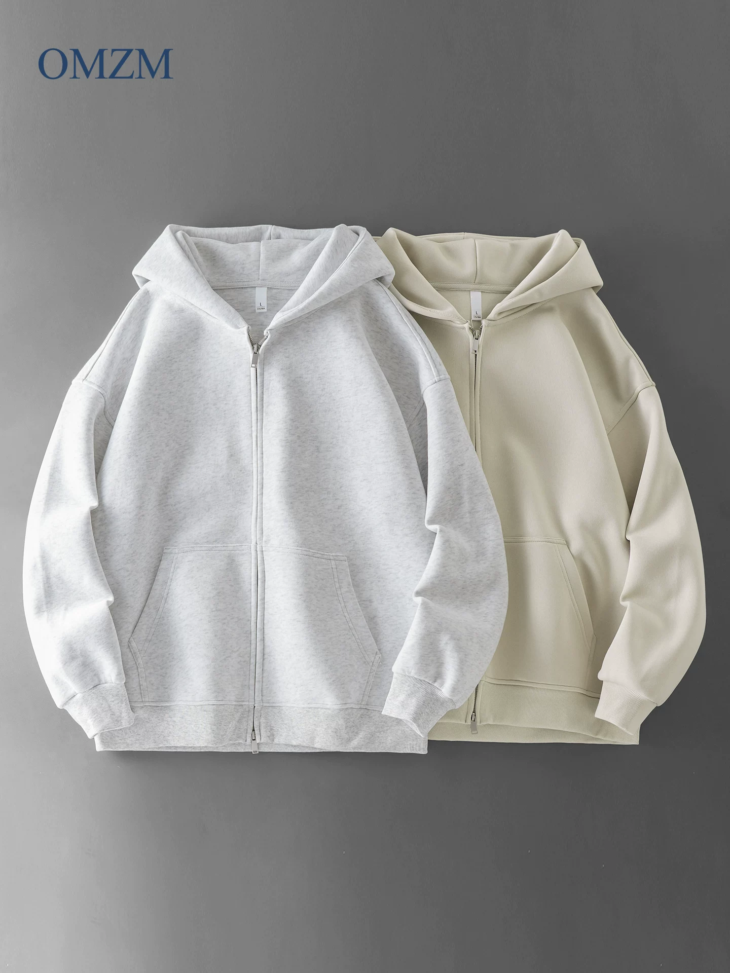 OMZM450G áo len cardigan hạng nặng áo len nam mùa thu màu xám có mũ trùm đầu có dây kéo áo khoác dáng rộng hình bóng áo khoác cặp đôi
