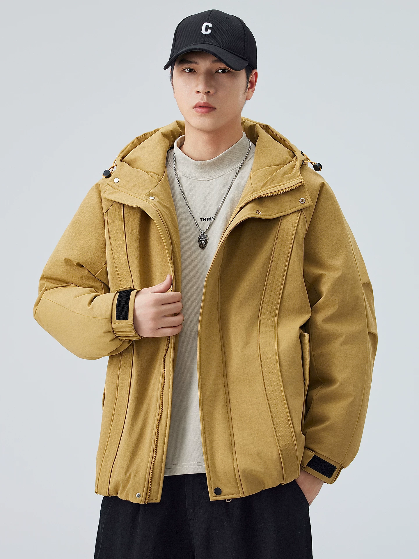 Áo khoác cotton có mũ trùm đầu kiểu Mỹ OMZM dành cho nam, áo khoác cotton dày dặn ấm áp mới mùa đông 2025, áo khoác cặp đôi đa năng hợp thời trang.