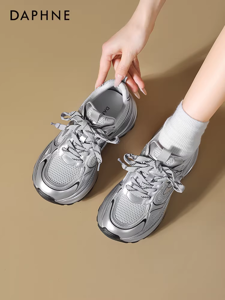 Giày thể thao nữ Daphne Silver Dad 2025 mới, mùa đông, lót lông cừu, đế dày, tăng chiều cao, đa năng