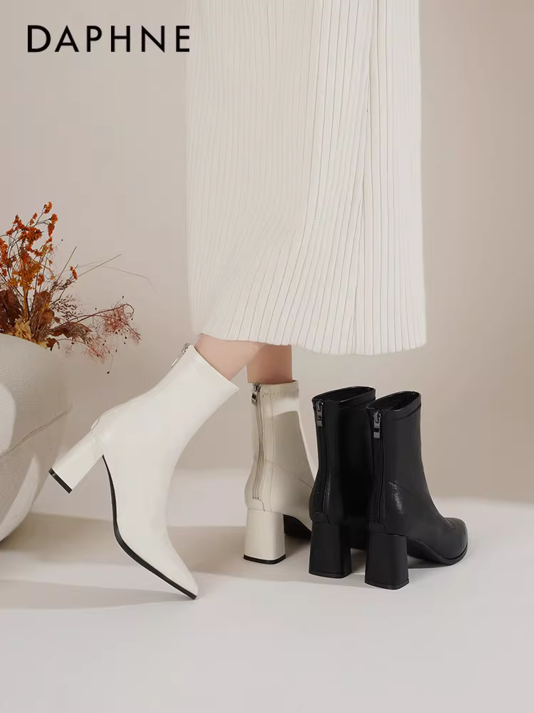 Giày bốt cao gót mũi nhọn Daphne dành cho nữ, mẫu mới mùa đông 2025, kiểu Chelsea Pháp, màu đen, ôm chân, có lót lông, giày nữ
