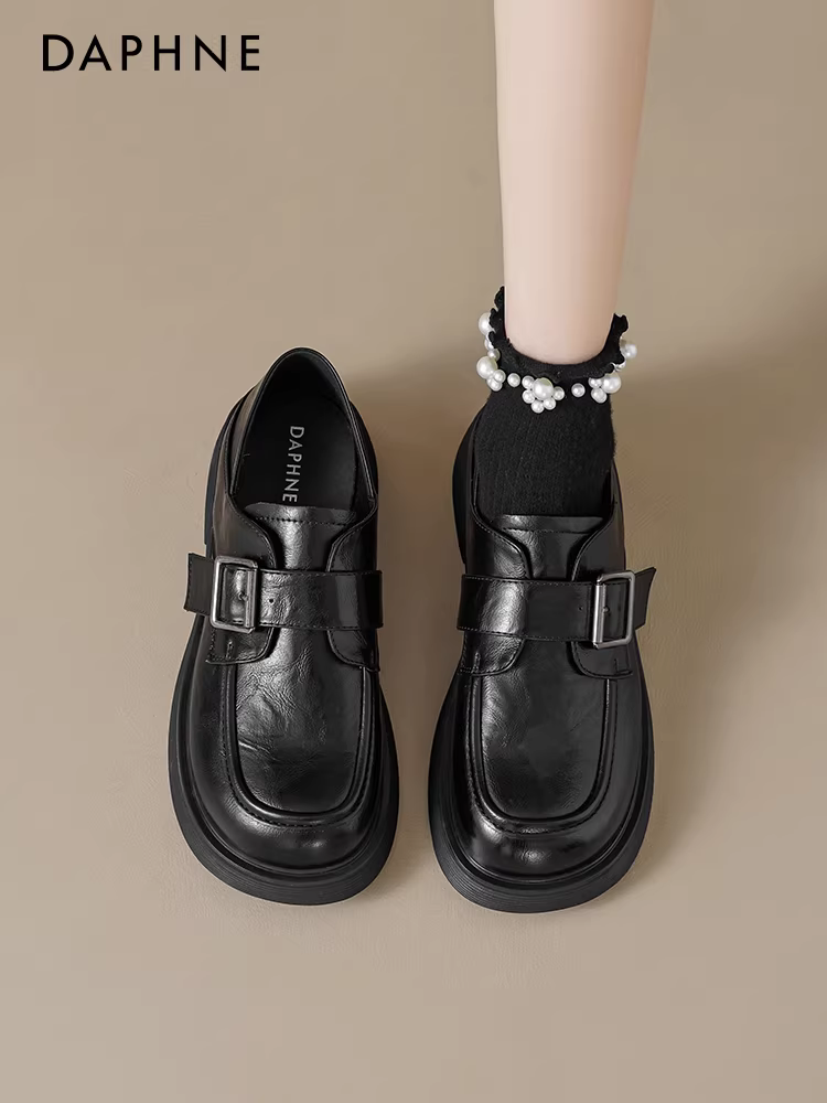 Giày lười đế dày Daphne dành cho nữ 2025 kiểu mới mùa thu màu đen phong cách Anh quốc jK giày đơn giản đi làm thường ngày giày da nhỏ