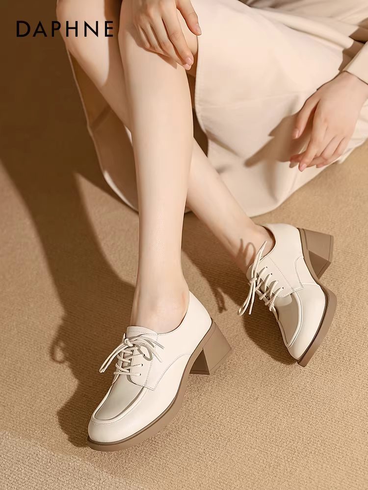 Giày lười đế dày Daphne dành cho nữ, giày mùa thu 2025 màu trắng, kiểu Anh, giày da nhỏ, phong cách retro Pháp, giày đơn nữ