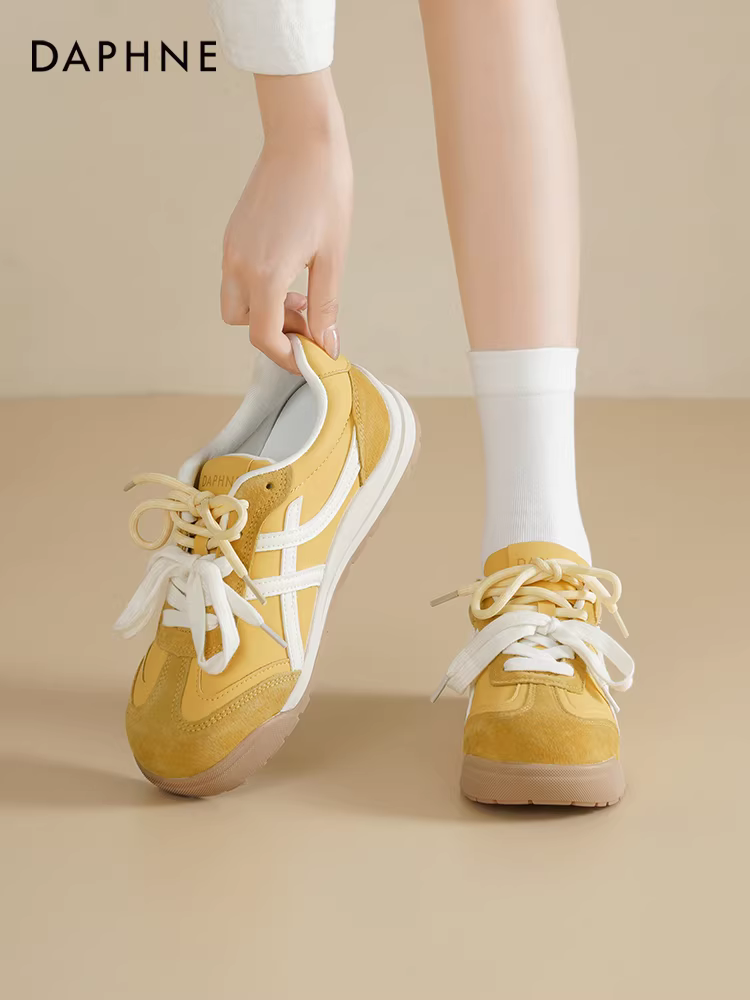 Giày tập luyện đế dày Daphne dành cho nữ 2025 giày nữ mới mùa thu đế mềm đa năng giày trắng thể thao giày thường ngày