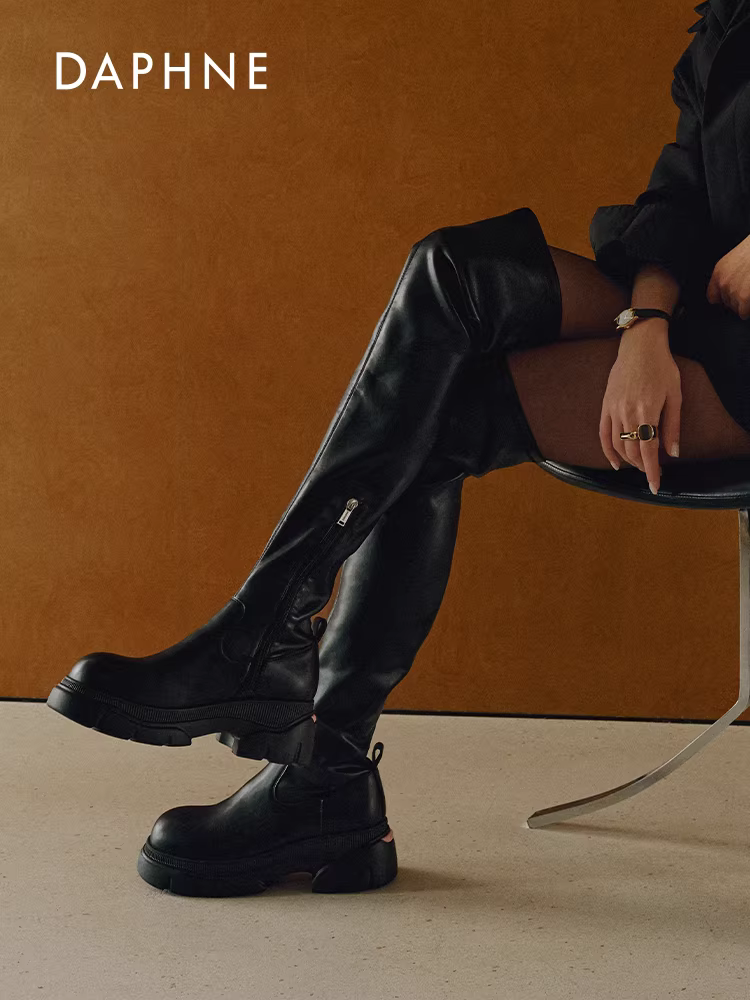Giày bốt cao quá đầu gối Daphne Cloud mềm mại dành cho nữ 2025 Mẫu mới Thu Đông Da thật Đế dày Giày bốt cưỡi ngựa co giãn Giảm béo Giày bốt dài dành cho nữ