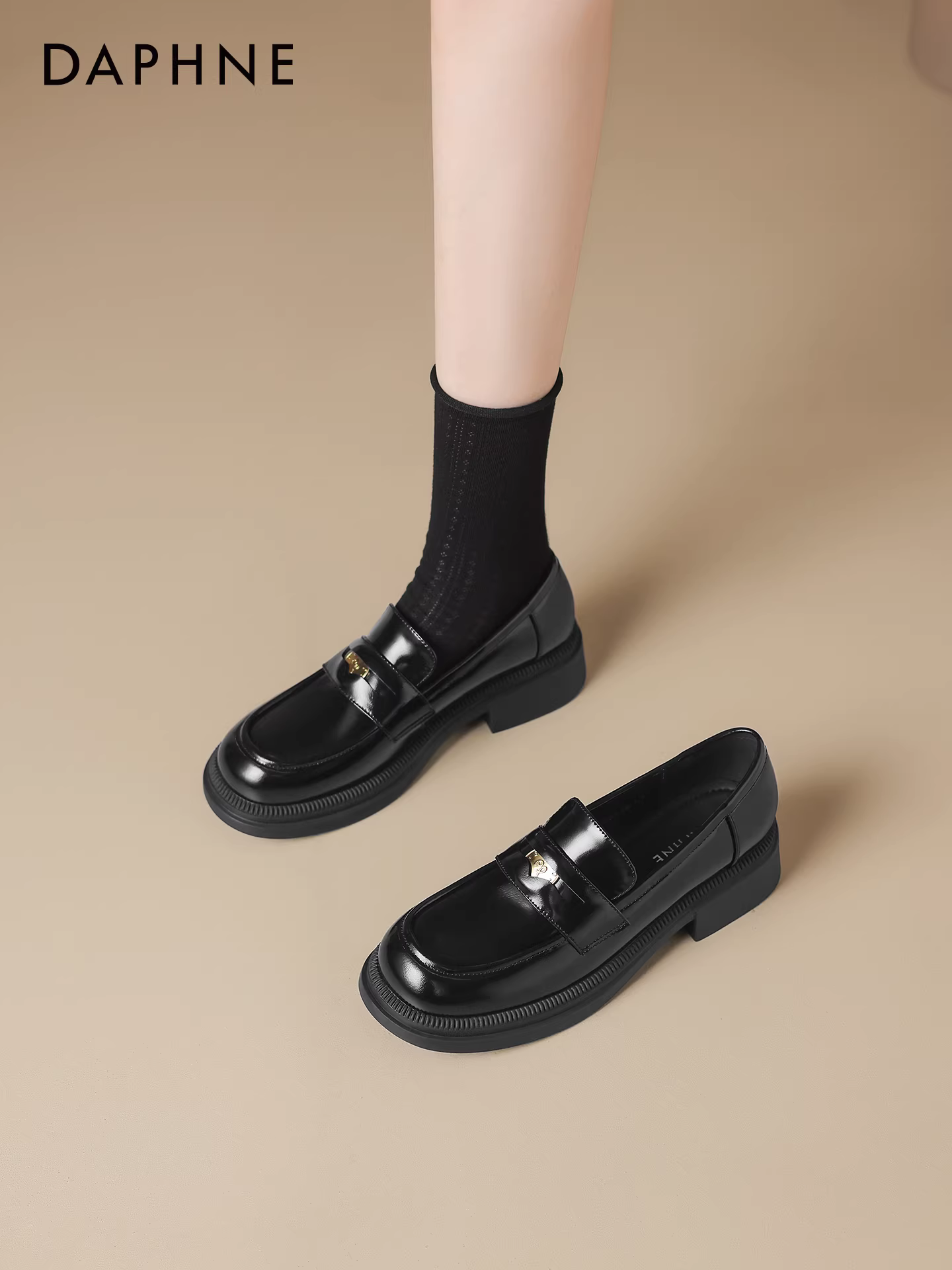 Giày lười đế dày Daphne dành cho nữ 2025 kiểu Anh mới, giày da đen, giày đi làm nữ, giày bệt đế mềm