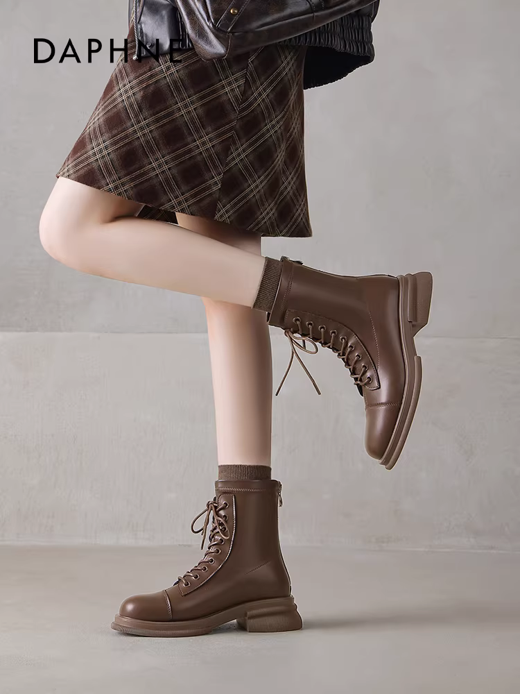Giày bốt ngắn đen Daphne, giày bốt Martin nữ, mẫu mới 2025, giày bốt cưỡi ngựa Melard, giày bốt cao bồi kiểu miền Tây đến giữa bắp chân