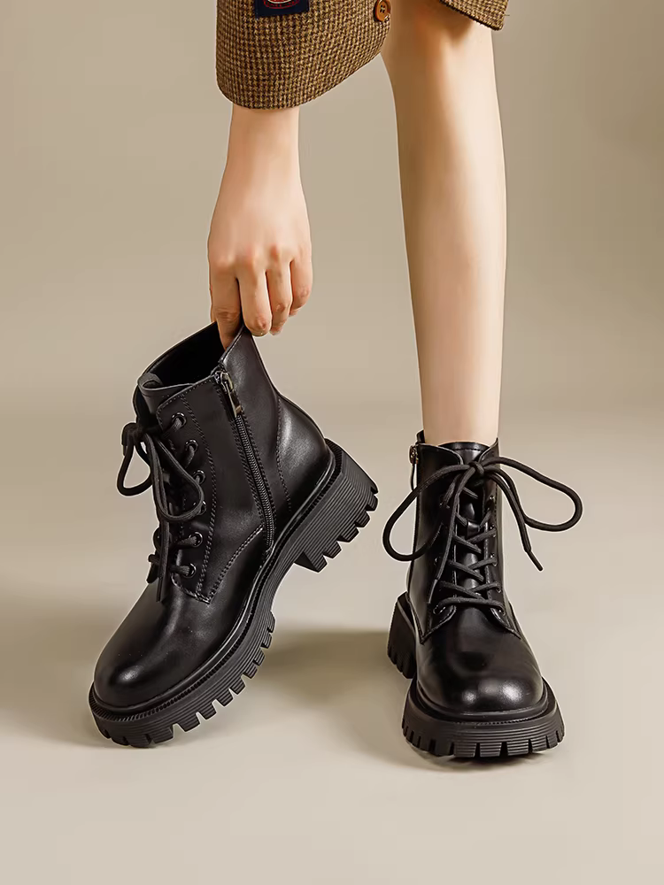 Giày bốt Martin đế dày Daphne dành cho nữ 2025, mẫu mới thu đông, siêu hot, phong cách Anh quốc, đơn giản, đa năng, kiểu cổ điển.