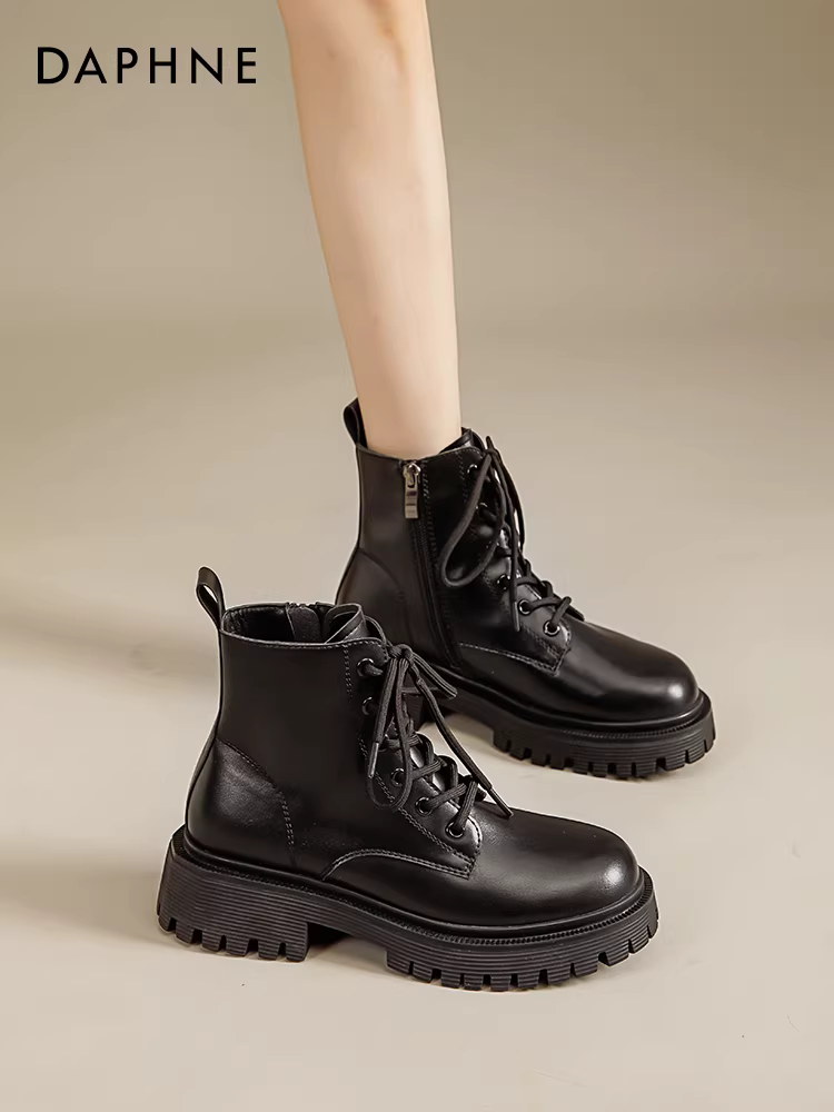 Giày bốt Martin đế dày Daphne dành cho nữ 2025, mẫu mới thu đông, siêu hot, phong cách Anh quốc, đơn giản, đa năng, kiểu cổ điển.