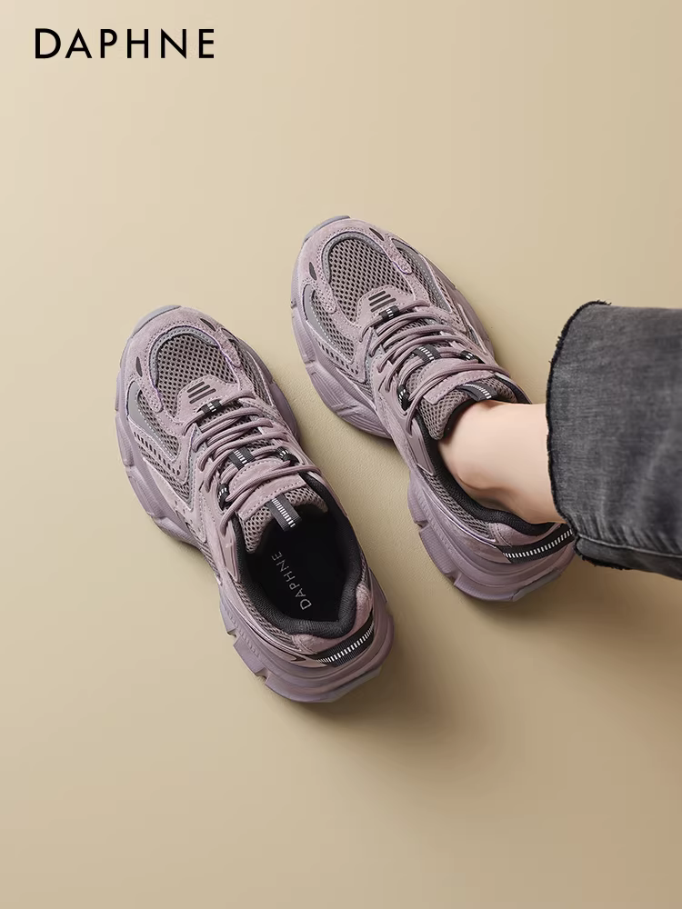 Giày thể thao Daphne dành cho nữ, mẫu mới xuân hè 2025, màu tím thời thượng, nhẹ, đế dày, đa năng, phong cách thường ngày