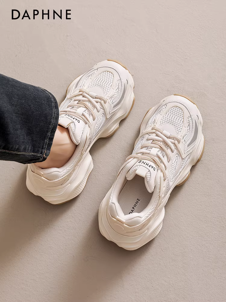 Giày bố đế dày Daphne dành cho nữ, kiểu mới xuân 2025, phong cách retro Paris, tăng chiều cao, nhẹ, đa năng, giày thể thao thường ngày.