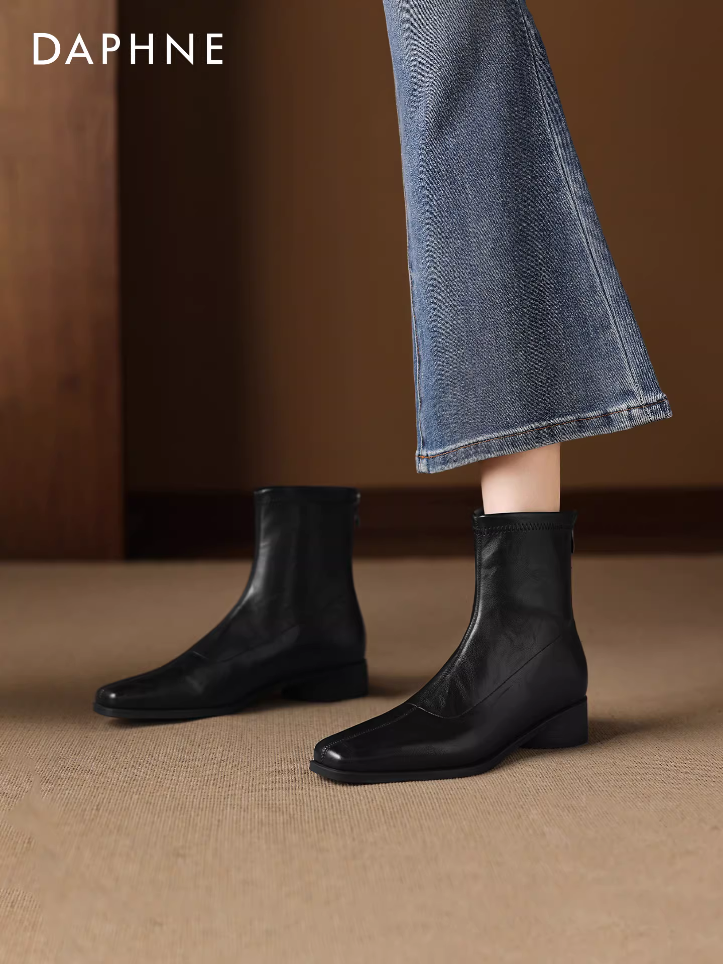 Giày bốt cổ ngắn mũi vuông dáng thon Daphne dành cho nữ, mẫu mới thu đông 2025, kiểu Chelsea, đi làm, gót thấp, kiểu Martin