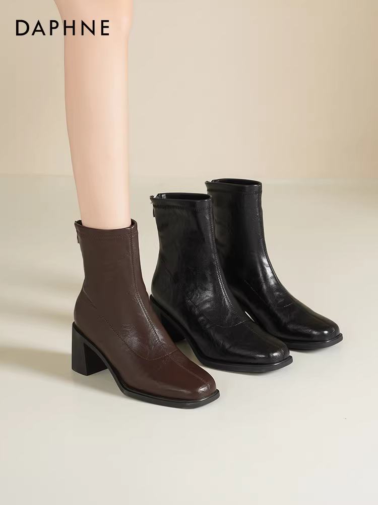Giày bốt cổ ngắn gót vuông Daphne dành cho nữ, mùa thu đông 2025, kiểu mới, gót cao, đa năng, mũi vuông, ôm chân, giày cao gót nữ