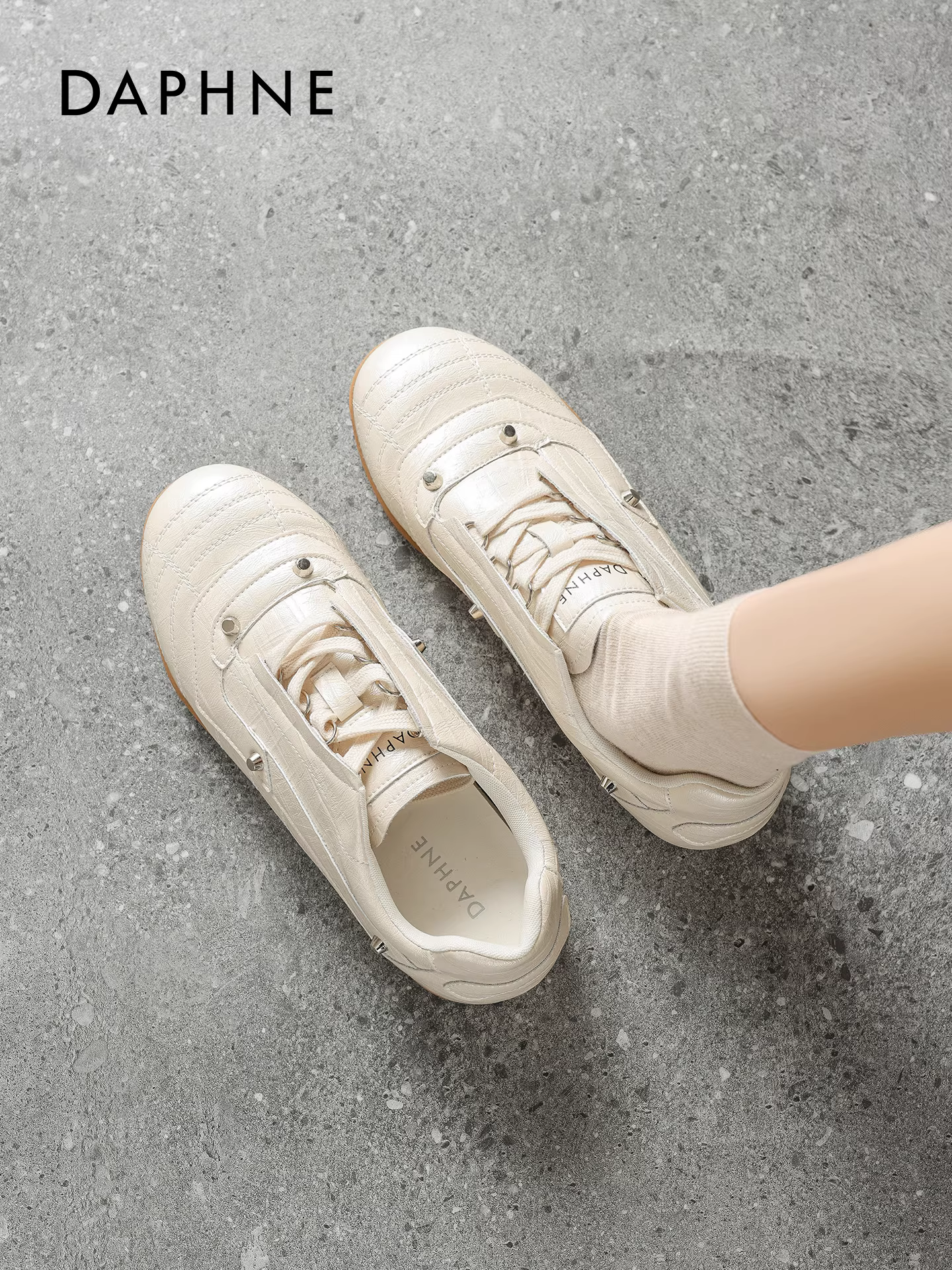 Giày tập múa ba lê cổ điển Daphne dành cho nữ 2026 mùa xuân mới đế mềm tăng chiều cao giày thể thao đua xe thông thường