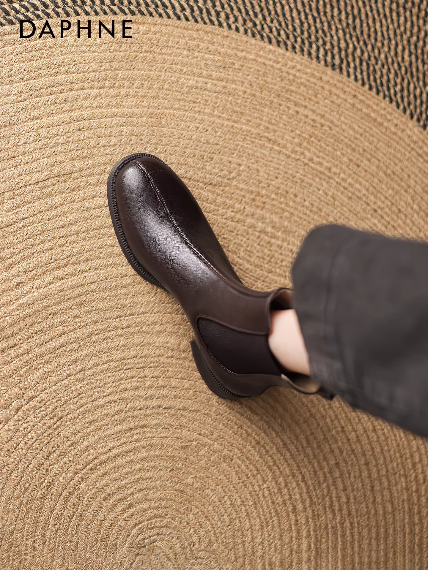 Giày Chelsea kiểu Anh Daphne dành cho nữ, mẫu mới thu đông 2025, đế dày, kiểu Martin, boots ngắn Melard