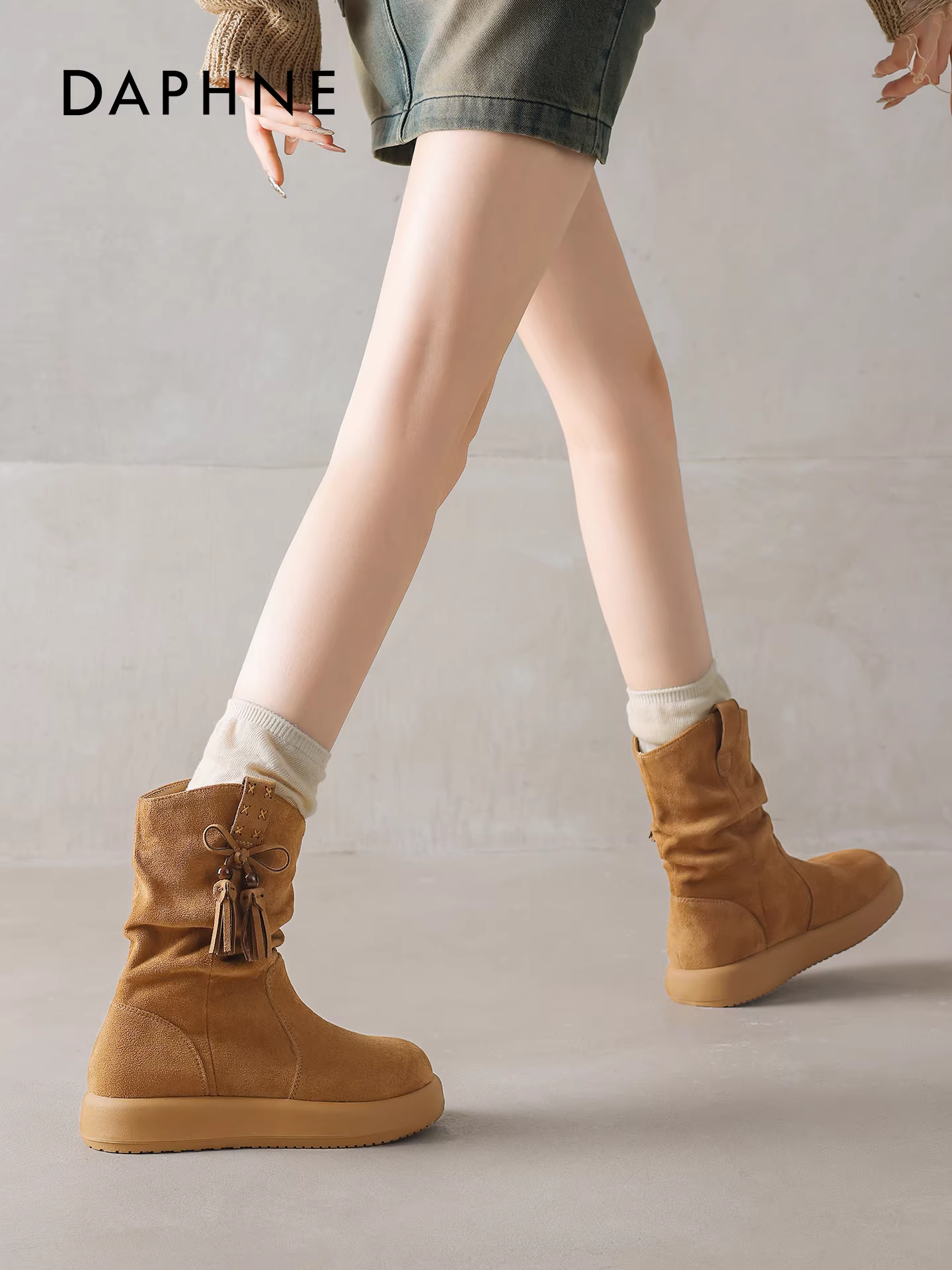 Giày bốt ngắn Daphne màu nâu dành cho nữ, mẫu mới thu 2025, đế dày, kiểu retro đa năng, kiểu Melard xếp tầng, phong cách miền Tây