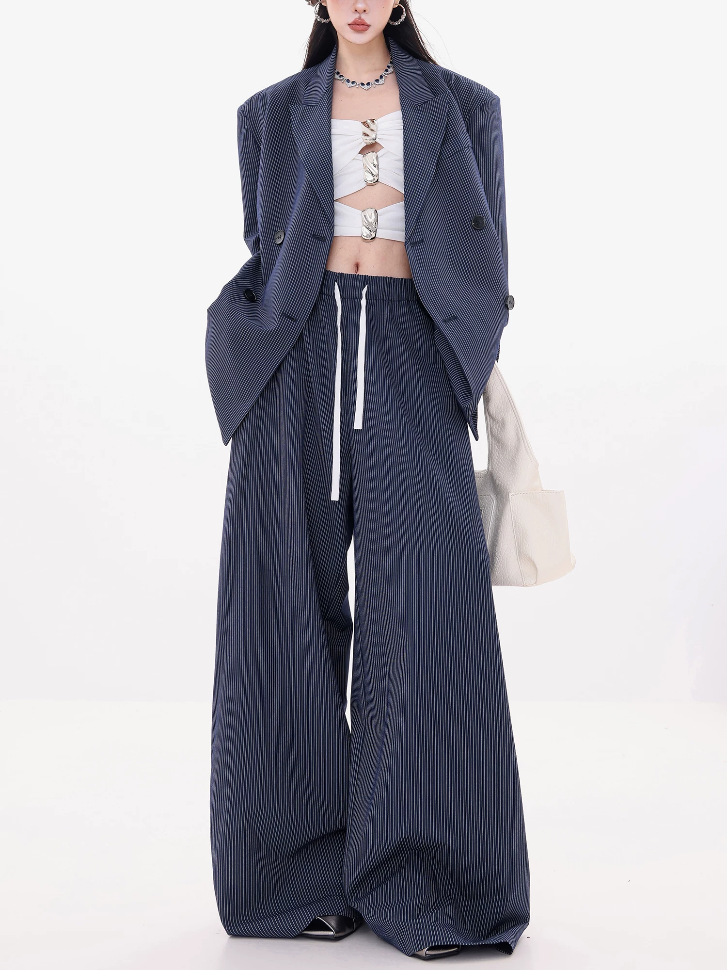 ABWLR Art Editor - Bộ vest sọc nguyên bản dành cho nữ, phong cách mới mùa thu, bộ vest hai mảnh cao cấp và thanh lịch