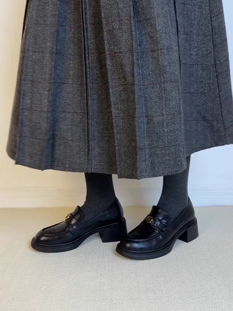 Phiên bản da cừu ~ Giày lười đế dày đi làm đế dày kiểu hoa trà dành cho nữ, giày da kiểu Anh cổ điển kiểu slip-on