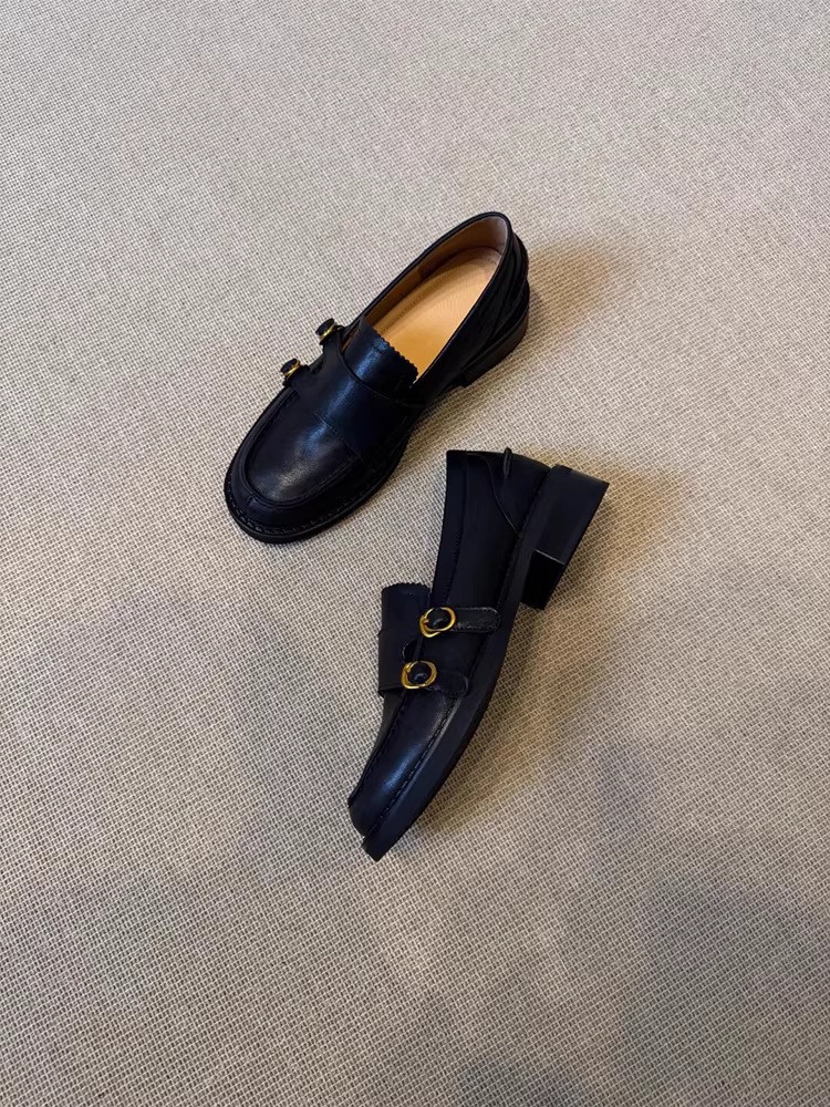 Phiên bản da cừu ~ Giày da nhỏ kiểu Anh có khóa kim loại màu đen dành cho nữ, gót thấp, mũi tròn, giày lười đa năng.