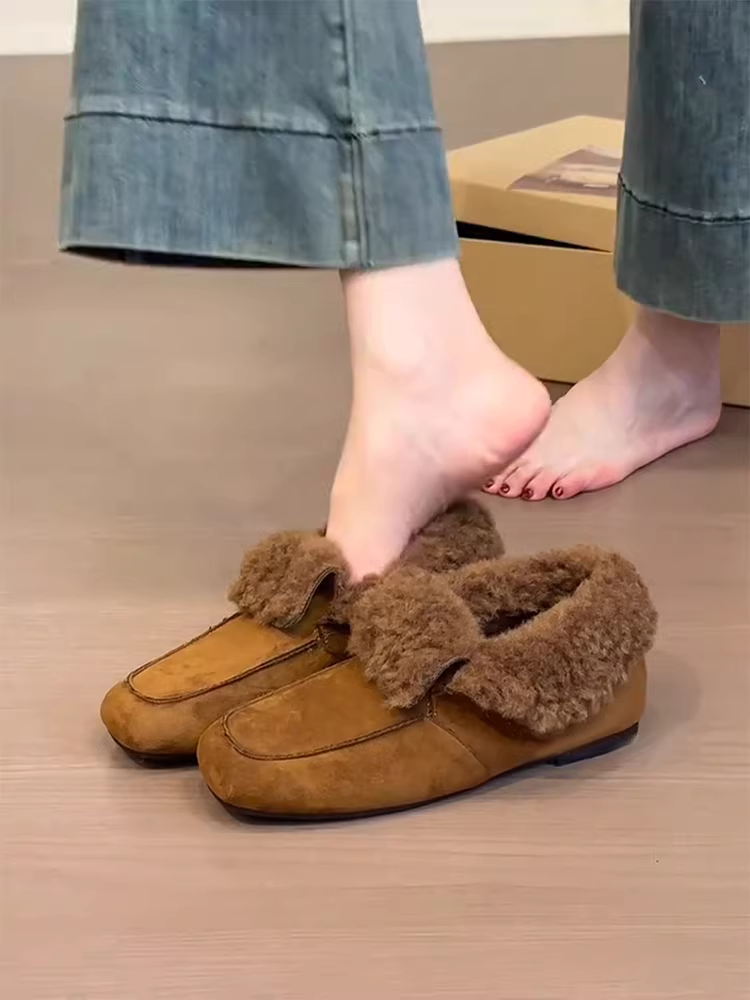 Phiên bản da cừu ~ Giày lười mũi vuông da lộn cổ điển mùa đông dành cho nữ, kiểu lười, lót lông cừu, thích hợp để mang ngoài trời, giày đơn tăng chiều cao.