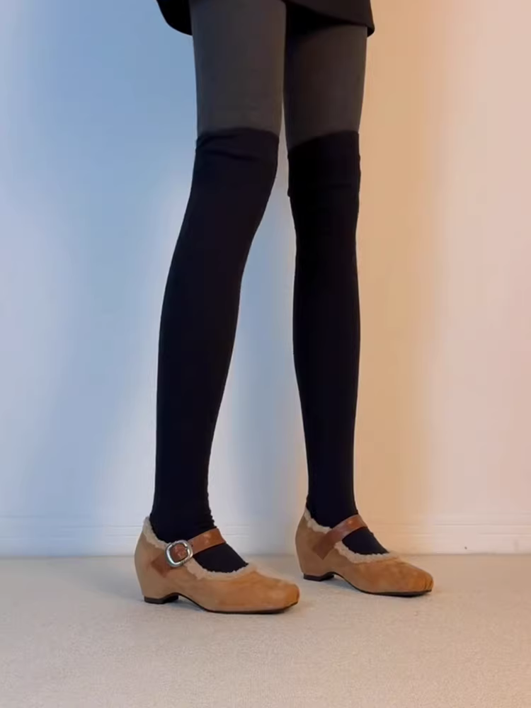 Phiên bản da cừu ~ Giày Mary Jane một dây đeo cổ điển, nhẹ nhàng, đơn giản dành cho nữ, có tăng chiều cao ẩn, mũi vuông, lót lông cừu, kiểu giày bệt kiểu múa ba lê.