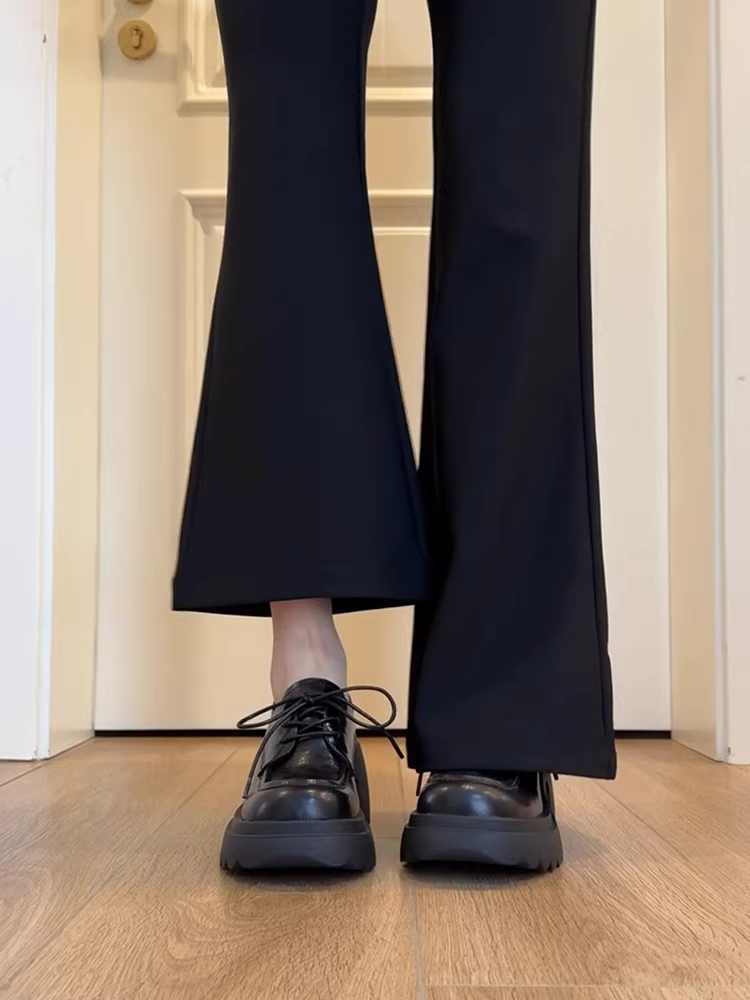 Phiên bản da cừu ~ Giày đế dày đế dày chống thấm nước có dây buộc bằng da thật Giày da đen tăng chiều cao Giày đơn phong cách Anh Quốc