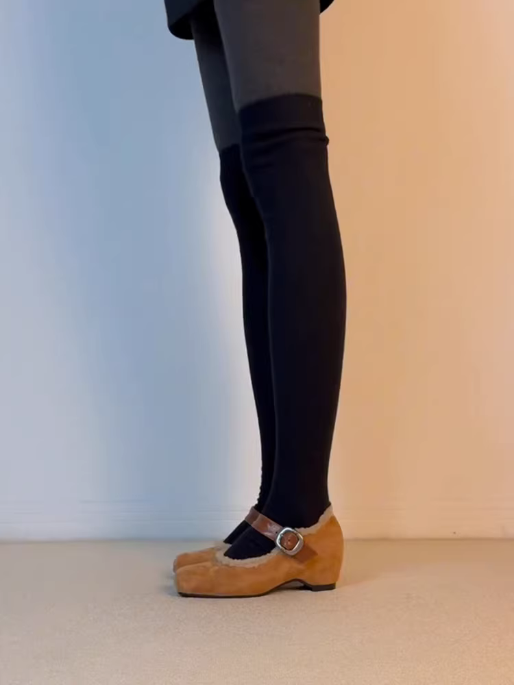 Phiên bản da cừu ~ Giày Mary Jane một dây đeo cổ điển, nhẹ nhàng, đơn giản dành cho nữ, có tăng chiều cao ẩn, mũi vuông, lót lông cừu, kiểu giày bệt kiểu múa ba lê.