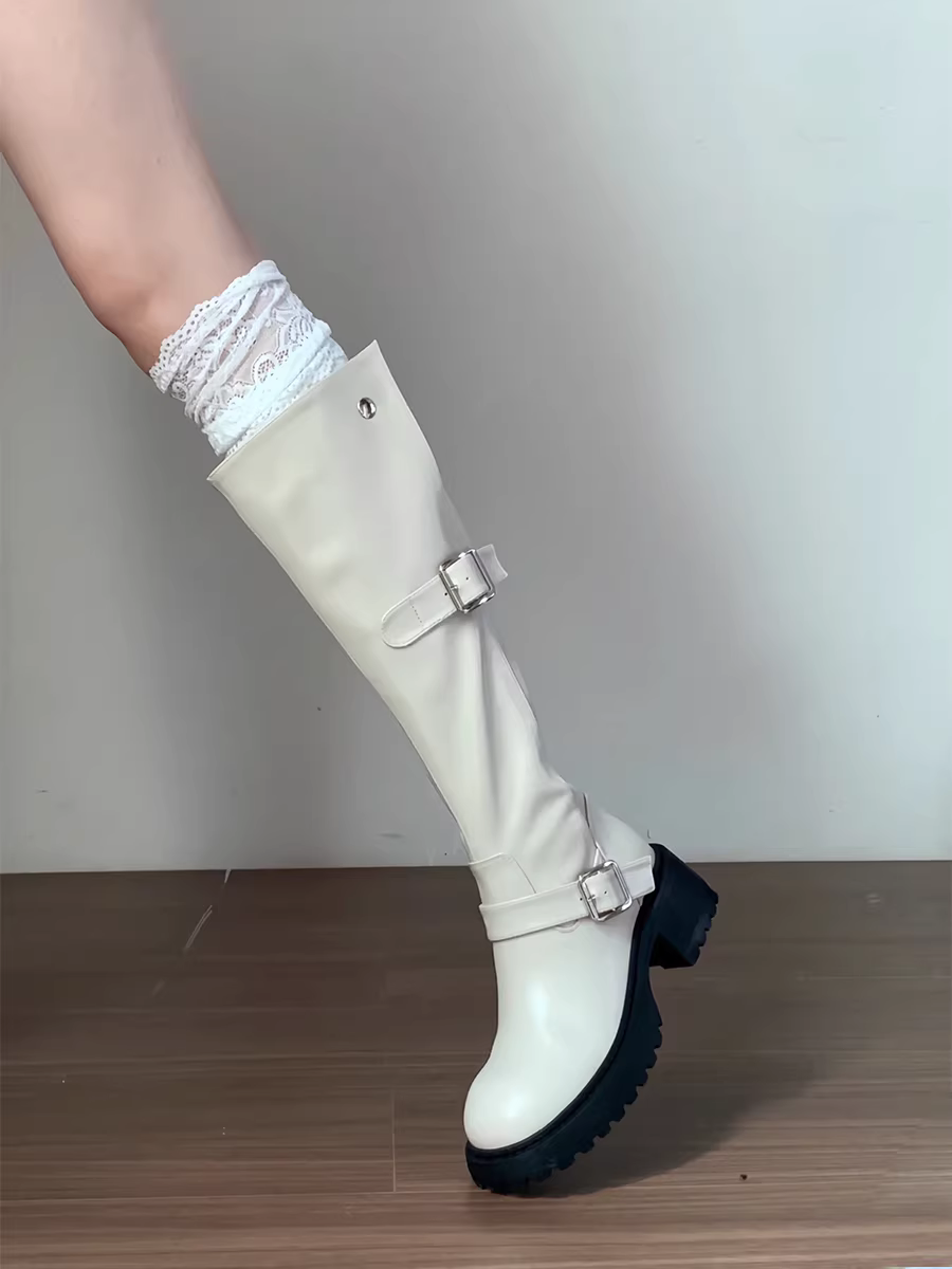 Pear Xiaoqi~ Giày bốt cưỡi ngựa đế dày bằng da thật tăng chiều cao dành cho nữ, bốt dài qua đầu gối, bốt cổ cao cổ điển màu trắng nhạt.