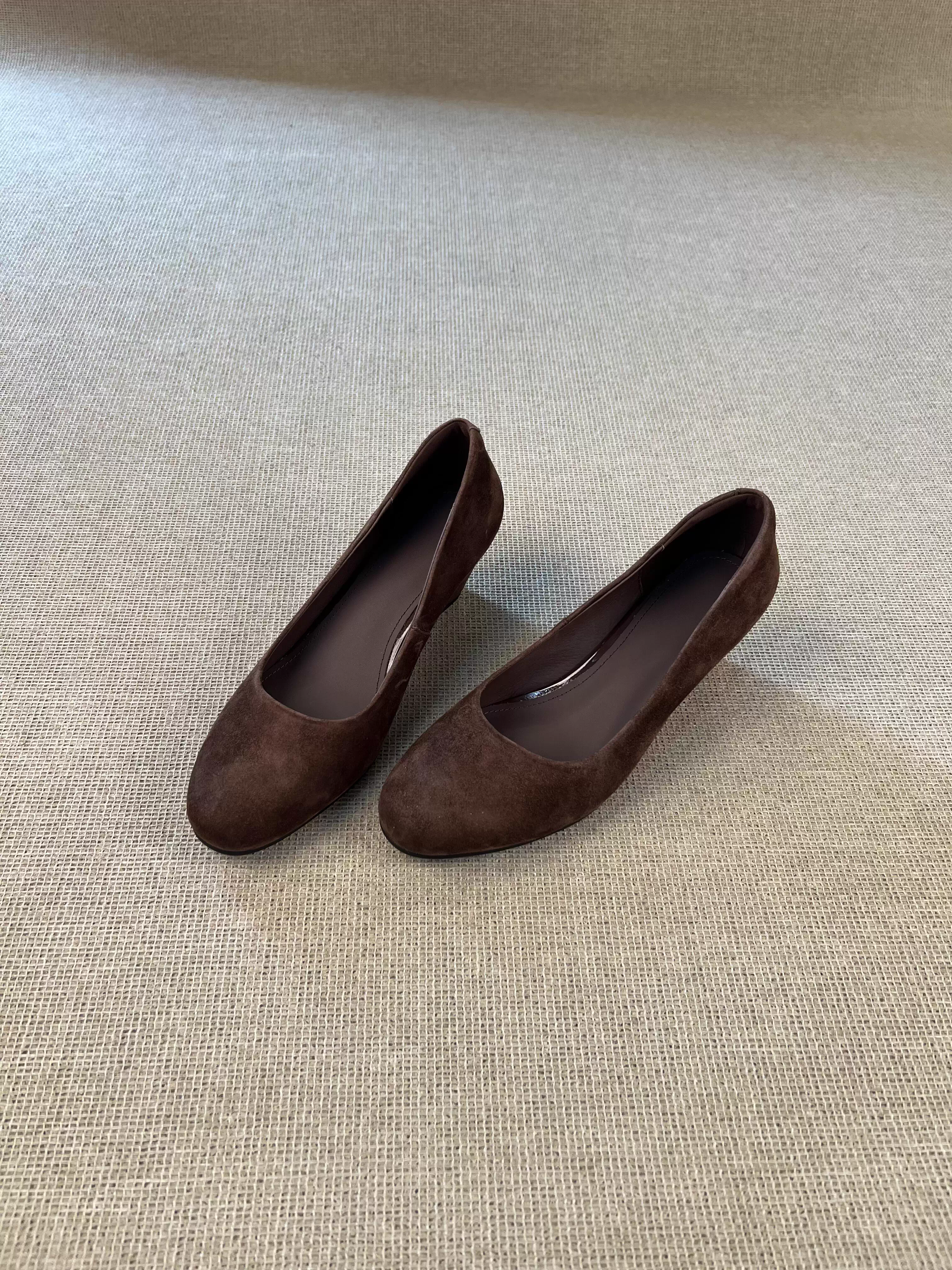 Phiên bản da cừu ~ Giày cao gót đế xuồng mũi tròn kiểu dáng đơn giản, thanh lịch, cao cấp, kiểu retro dành cho nữ