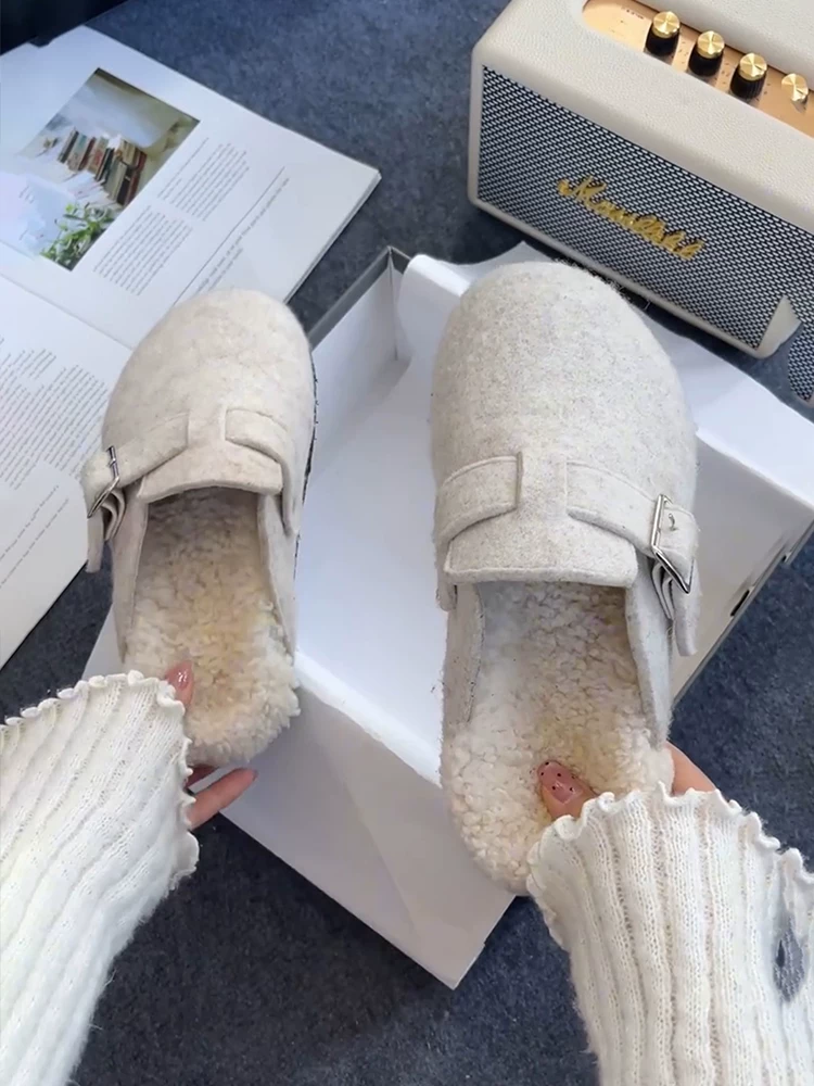 Phiên bản da cừu ~ Giày lười Birkenstock chất liệu mờ, đa năng khi đi ngoài trời, giày mùa đông đơn giản, ấm áp với lớp lót lông mềm và mũi kín dành cho nữ.