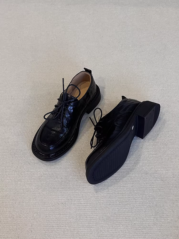 Phiên bản da bò ~ Giày lười buộc dây da đã qua xử lý kiểu cổ điển dành cho nữ, giày đi làm đế thấp đa năng phong cách Anh.