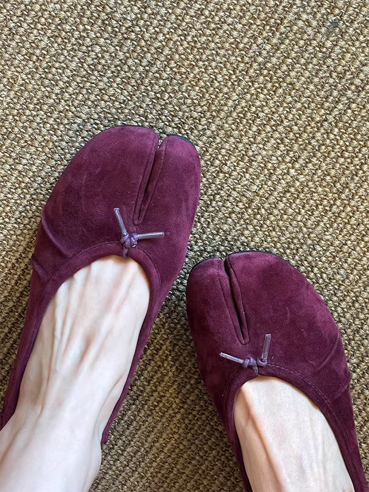 Phiên bản da cừu ~ Giày đơn nhỏ cao cấp thời trang Pháp dành cho nữ, kiểu dáng ballet, kiểu lười, gót dày, da thật, mũi chia ngón.