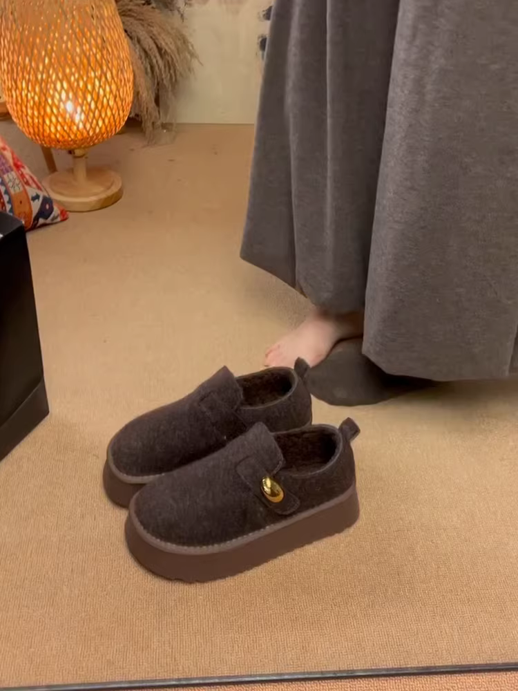 Phiên bản da cừu ~ Giày Birkenstock đế dày cỡ nhỏ, kiểu lười, cổ sâu, lót lông cừu, ấm áp, giản dị, đa năng, thích hợp đi ngoài trời khi trời tuyết