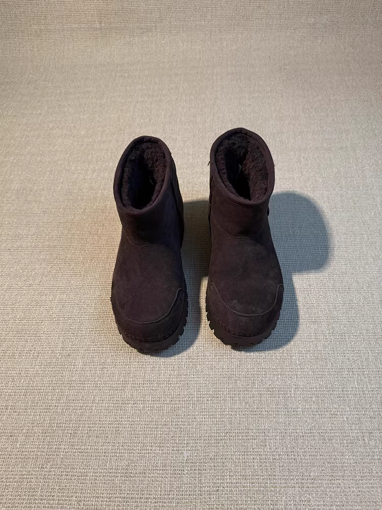 Phiên bản da bò ~ Giày bốt đi tuyết đế dày bằng da cừu cổ điển, da thật, đa năng, dễ thương và độc đáo, giày bốt cotton kiểu dáng dễ mang