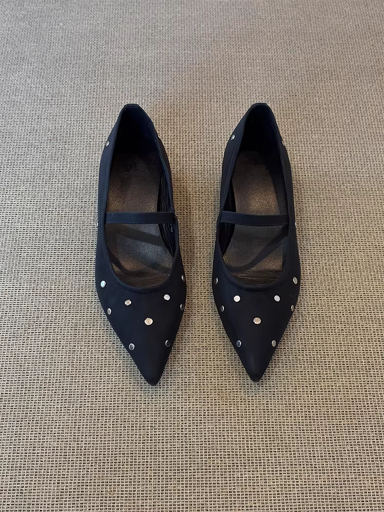 Phiên bản da cừu ~ Giày đơn da thật mũi nhọn kiểu Pháp tăng chiều cao dành cho nữ có đinh tán, giày Mary Jane đi làm thanh lịch