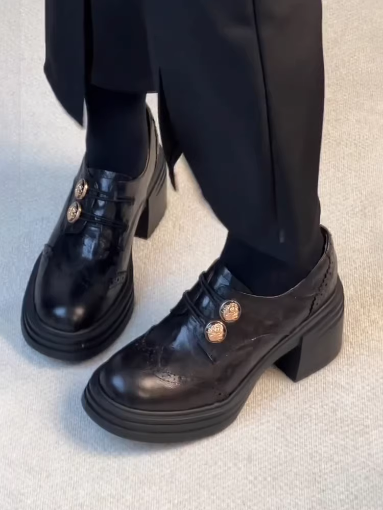 Phiên bản da cừu ~ Giày lười có khóa kim loại có khóa sâu dành cho nữ, mũi tròn, giày da đế dày đế dày chống thấm nước