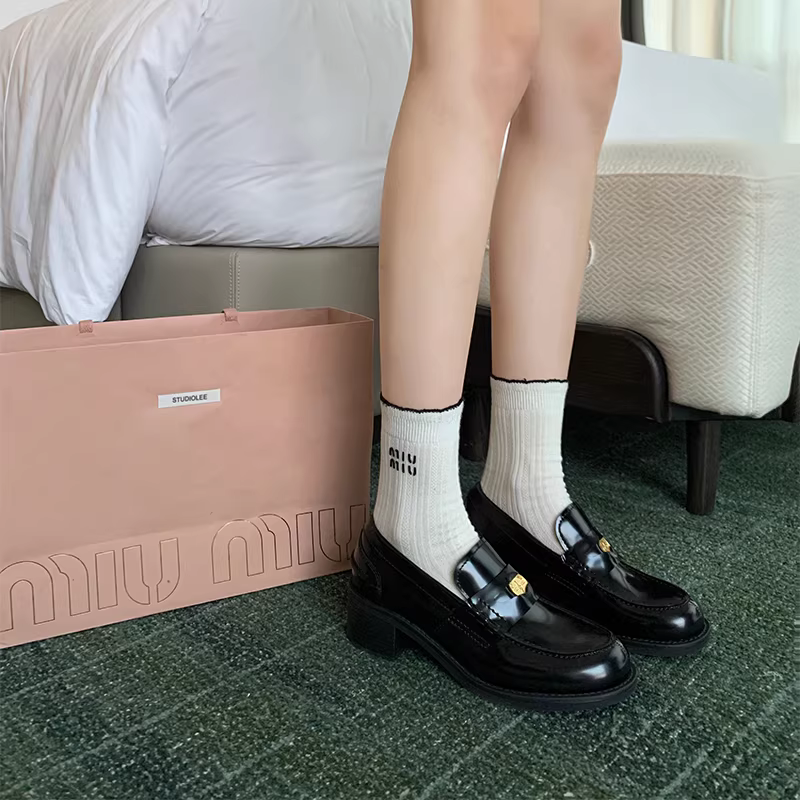 Giày lười nữ da cừu kiểu Anh, mũi tròn, đế xuồng, chất liệu da thật, kiểu retro, phong cách JK.