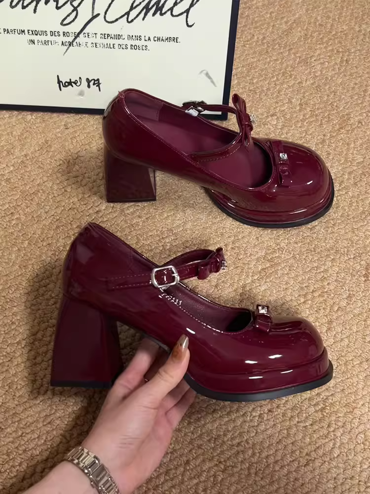 Phiên bản da cừu ~ Giày đơn đế dày màu đỏ đế dày cỡ nhỏ dành cho nữ, giày Mary Jane cao gót có dây buộc kiểu Pháp