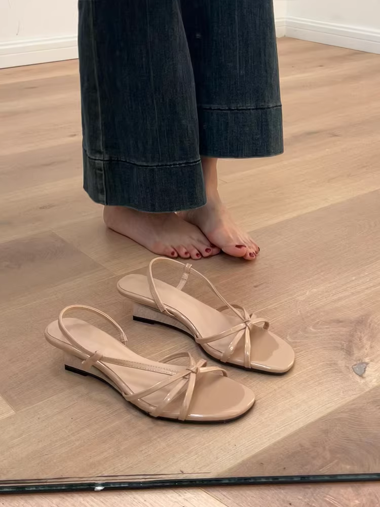 Phiên bản da cừu ~ Dép hở mũi kiểu Pháp dành cho nữ, đơn giản và thanh lịch, thích hợp để phối với váy, dép La Mã đa năng.