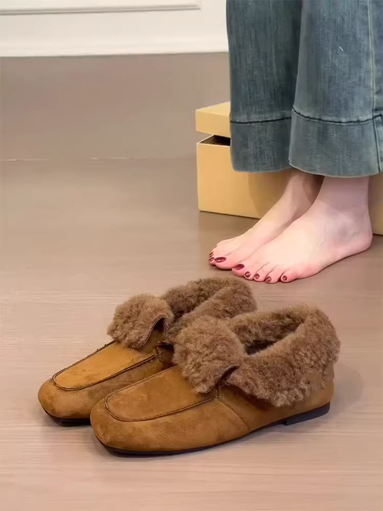Phiên bản da cừu ~ Giày lười mũi vuông da lộn cổ điển mùa đông dành cho nữ, kiểu lười, lót lông cừu, thích hợp để mang ngoài trời, giày đơn tăng chiều cao.