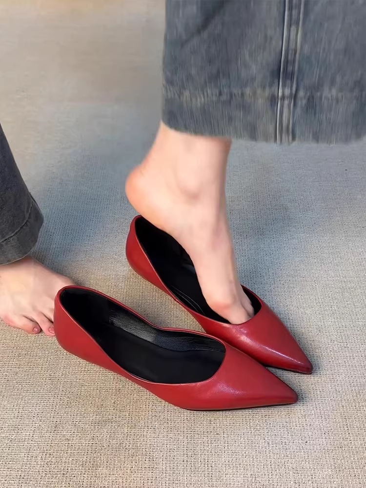 Phiên bản da cừu ~ Giày đế bằng mũi nhọn thanh lịch dành cho nữ, giày công sở da thật đơn giản và đa năng, thích hợp đi làm