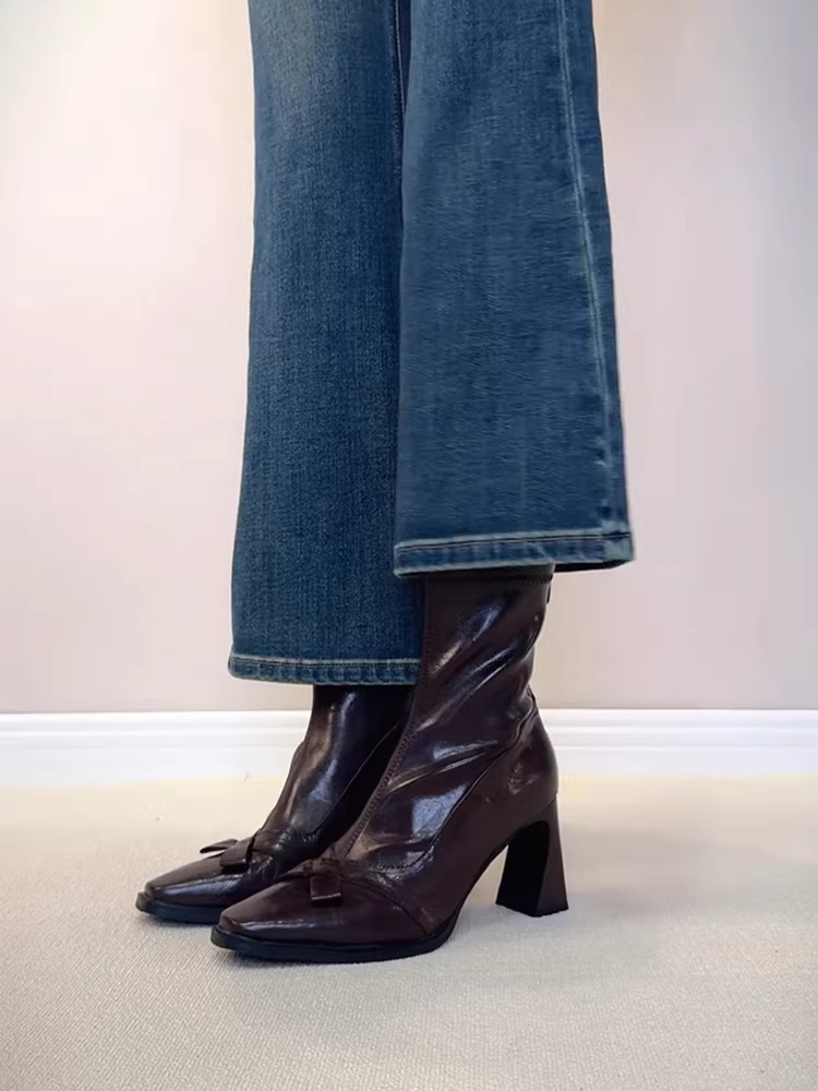 Phiên bản da bò~Giày bốt cổ ngắn mũi vuông kiểu Anh dành cho nữ có khóa kéo phía sau, bốt ôm dáng co giãn, bốt Martin cao gót thắt nơ