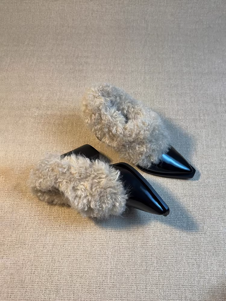 Phiên bản da cừu ~ Giày lông thú đa năng mùa thu đông dành cho nữ, giày cotton ấm áp có lót lông cừu kiểu cổ điển, giày đơn cao gót mũi nhọn