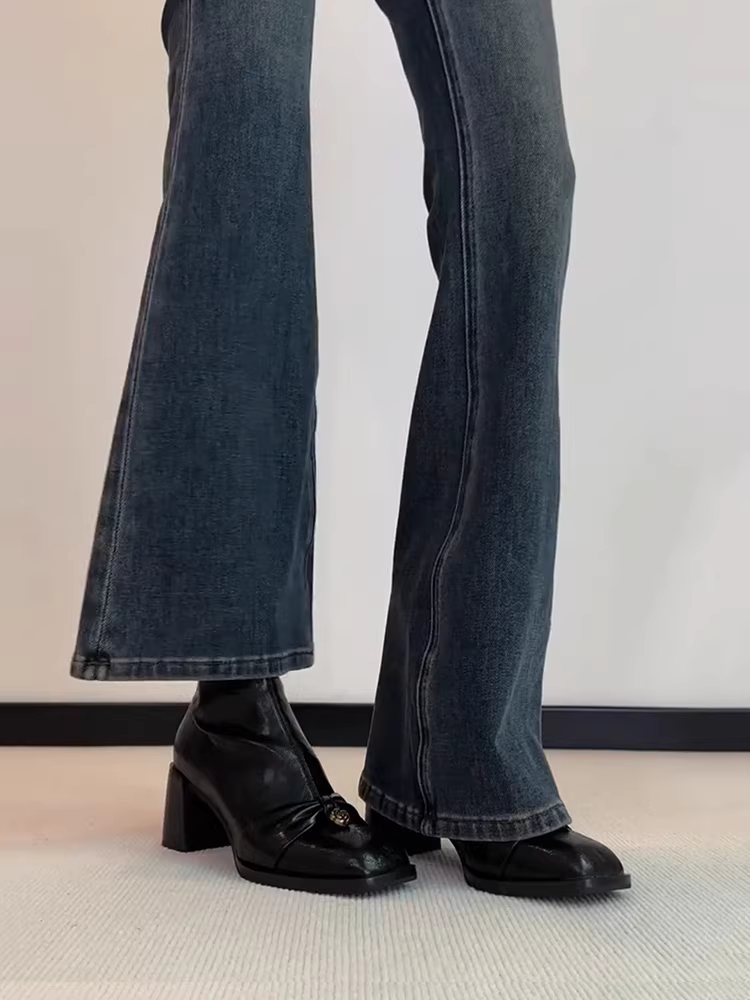 Phiên bản da bò~Giày bốt cao gót kiểu cổ điển thời trang dành cho nữ có khóa kéo phía sau, mũi vuông, giày bốt ngắn nơ hoa trà thanh lịch