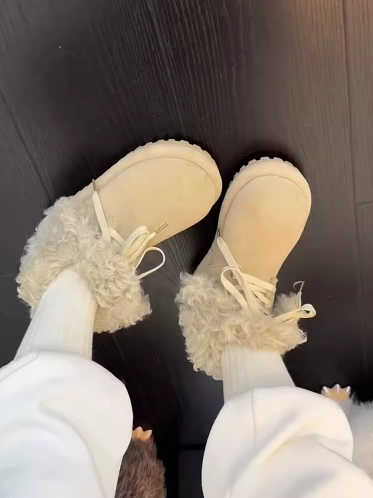 Phiên bản da bò ~ Thiết kế mới lạ, giày bốt thời trang dành cho nữ với đế dày, dây buộc lông thú, chất liệu da lộn chống trơn, lót bông.