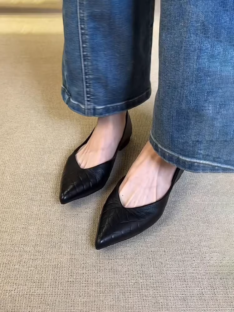 Phiên bản da cừu ~ Giày mũi nhọn đi làm bằng da mềm thoải mái dành cho nữ, giày đế bằng nông đơn giản kiểu cổ điển kiểu cổ điển