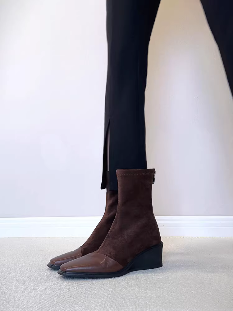 Phiên bản da bò ~ Giày bốt nữ đế vuông mũi vuông kiểu cổ điển có khóa kéo phía sau, chất liệu da thật, kiểu dáng ôm dáng và đa năng, giày bốt ngắn