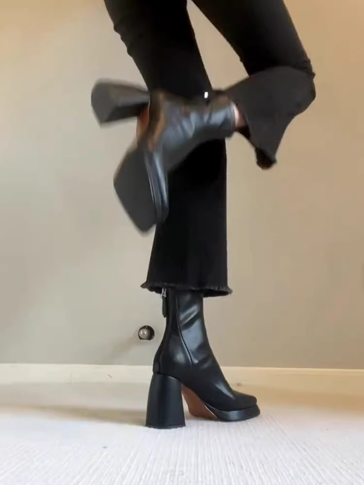 Phiên bản da bò~ Giày bốt cao gót đế dày chống thấm nước kiểu Pháp dành cho nữ, giày bốt ngắn gót vuông mũi vuông màu đen có khóa kéo phía sau